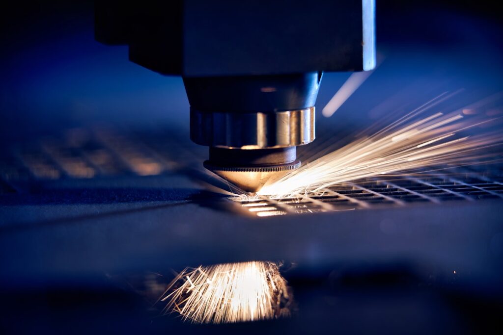Machines de découpe et gravure — 2