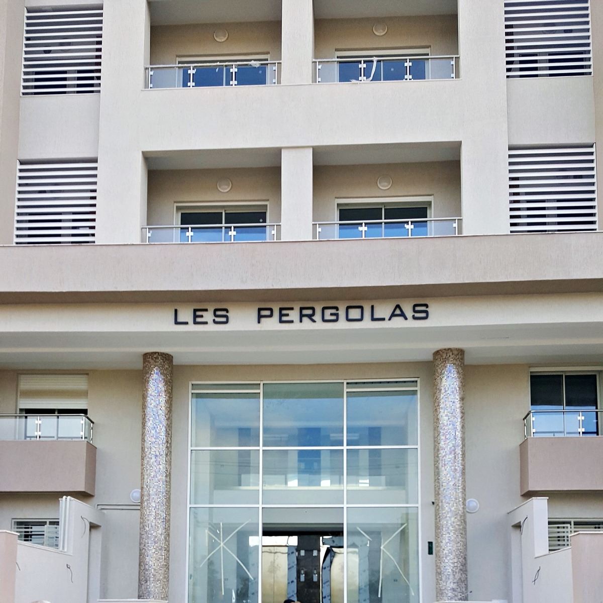 Enseigne lettrage
